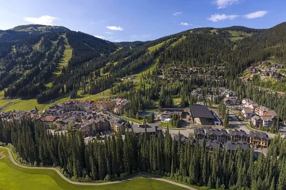 a town in the mountains